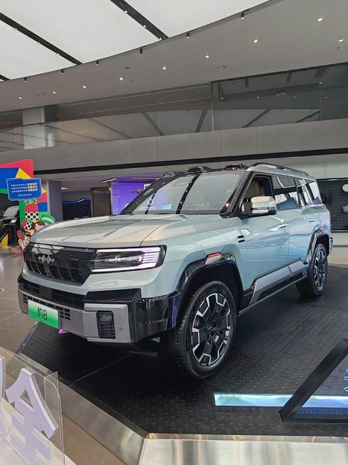 东莞96比亚迪方程豹硬派越野的爆款，英菲尼迪35周年与你共成长